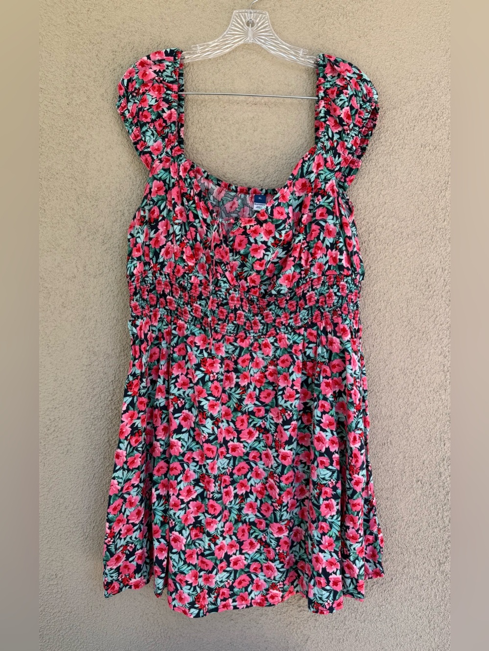 Old navy Floral Smocked Waist Women’s mini dress - Pink/Green